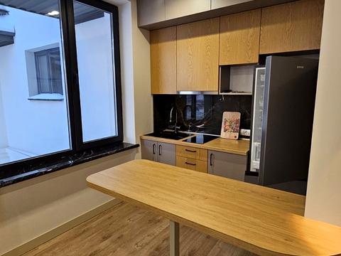 квартира за адресою Вчительська вул., 16