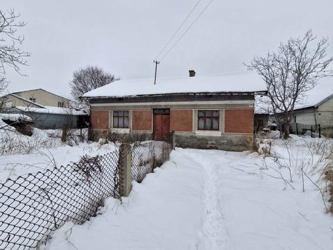 участок по адресу с. Навария, Львівська, 100