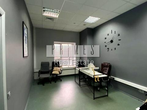 комерційна за адресою Михайла Брайчевського вул. (Металістів), 22