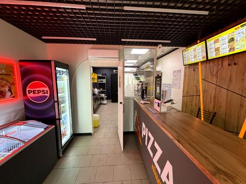 комерційна за адресою Незалежності вул. (Космонавта Попова), 9