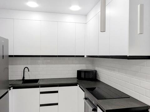 квартира по адресу Олександра Олеся ул., 8/17