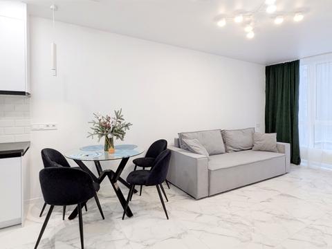 квартира по адресу Олександра Олеся ул., 8/17