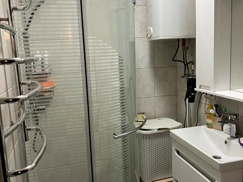 квартира за адресою Одеса, Героїв Крут вул. (Валентини Терешкової), 28а