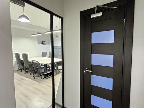 комерційна за адресою Львів, Героїв УПА вул., 73