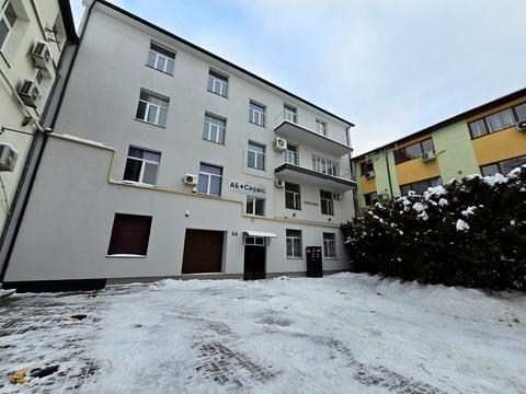 комерційна за адресою Львів, Героїв УПА вул., 73