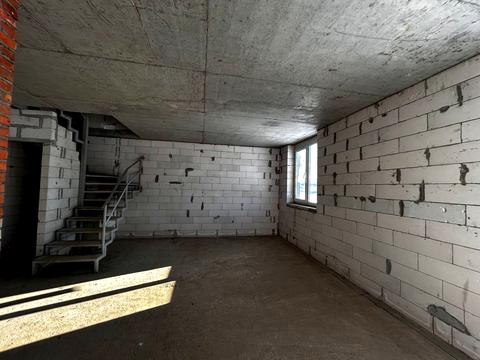 будинок за адресою Квітнева вул.