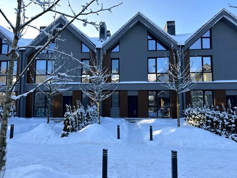 будинок за адресою Києво-Мироцька вул.