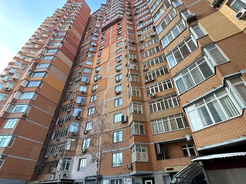 квартира за адресою Євгена Коновальця вул. (Щорса), 32-Г