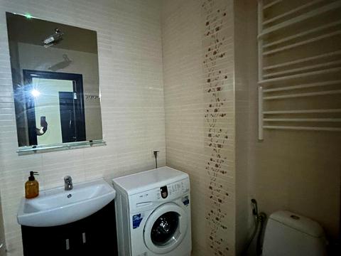 квартира за адресою Євгена Коновальця вул. (Щорса), 32-Г