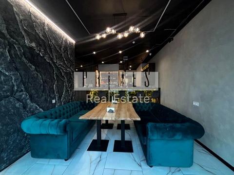 коммерческая по адресу Днепровская набережная ул., 15-Є