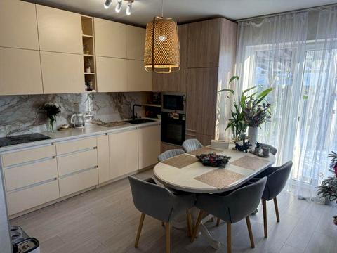 дом по адресу Янтарная ул.