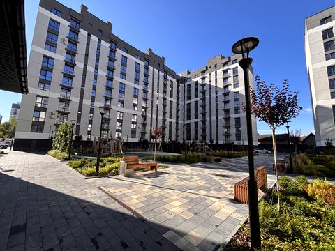 квартира за адресою Олександра Довженка вул., (Будинок 11)