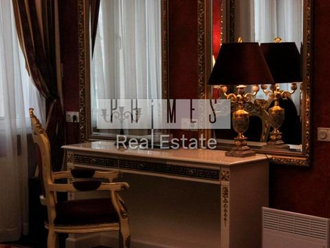 комерційна за адресою Велика Васильківська вул. (Червоноармійська), 5