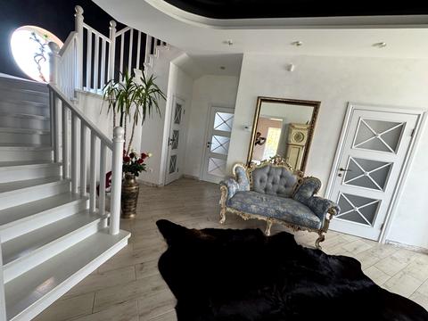 будинок за адресою Андрея Шептицького вул.