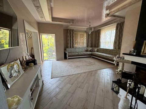 будинок за адресою Андрея Шептицького вул.