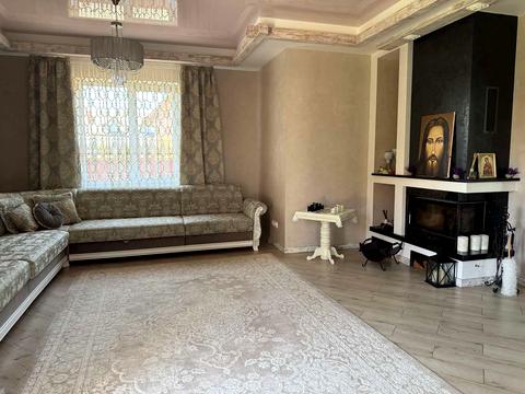 будинок за адресою Андрея Шептицького вул.