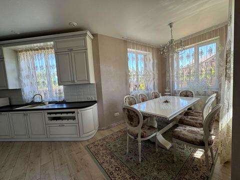 будинок за адресою Андрея Шептицького вул.