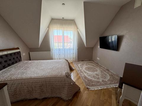 будинок за адресою Андрея Шептицького вул.