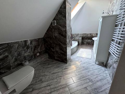 будинок за адресою Андрея Шептицького вул.