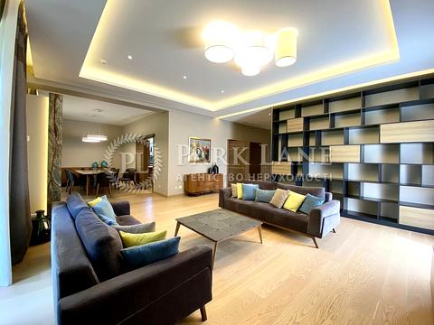 будинок за адресою Киівська