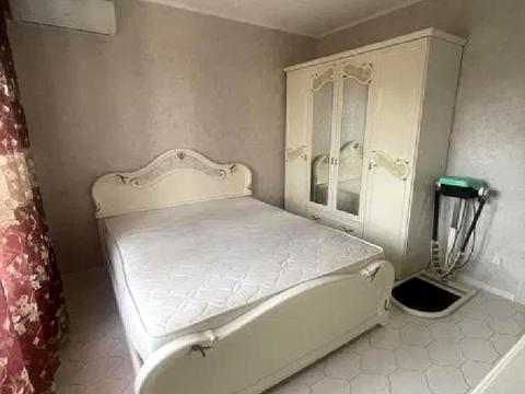 квартира за адресою Київ, Прирічна вул., 37