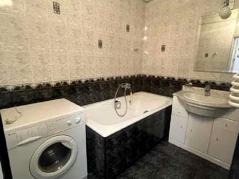 квартира за адресою Київ, Прирічна вул., 37