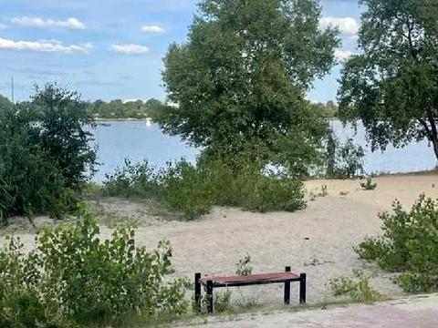 квартира за адресою Київ, Прирічна вул., 37