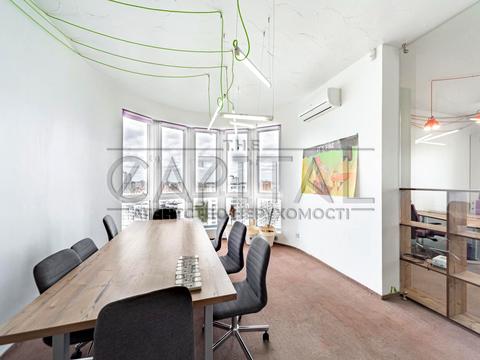 коммерческая по адресу Елизаветы Чавдар ул., 1