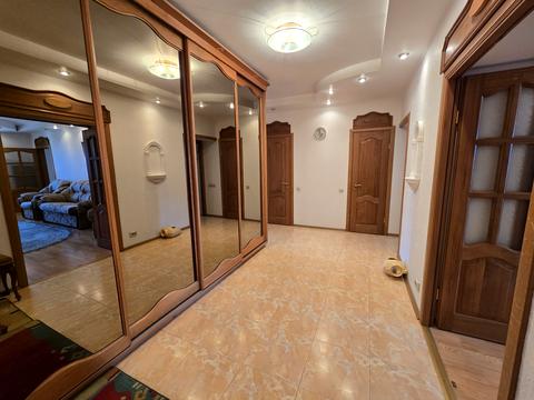 квартира за адресою Миколи Голего вул. (Лебедєва-Кумача), 5