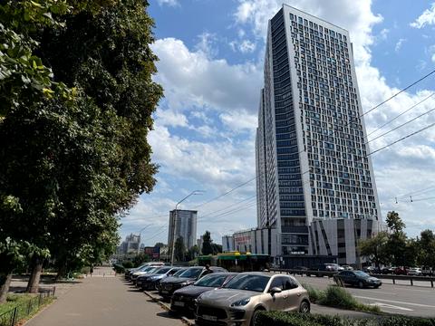 паркомісце за адресою Берестейський просп. (Перемоги), 11 к1