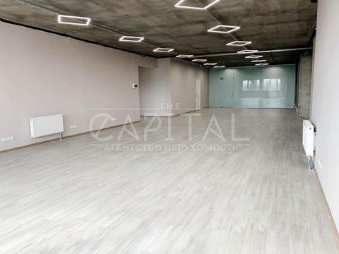 комерційна за адресою Ушинського вул., 4