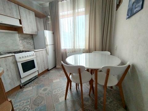 квартира за адресою Євпаторійська вул., 106