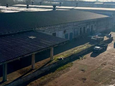 комерційна за адресою Квітнева вул., 17