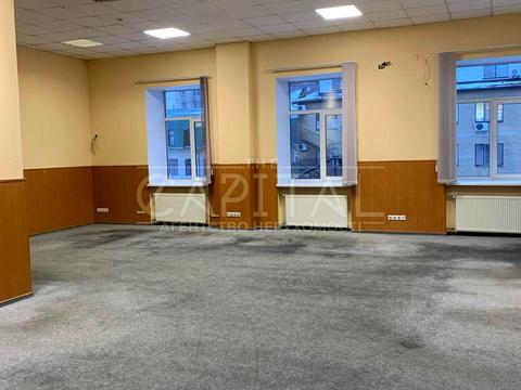 комерційна за адресою Казимира Малевича вул. (Боженка), 86