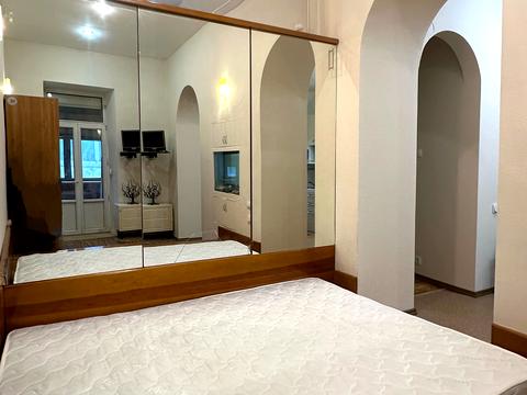 квартира за адресою Київ, Десятинна вул., 13