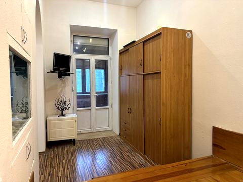 квартира за адресою Київ, Десятинна вул., 13