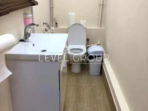 коммерческая по адресу Борщаговская ул., 152-А