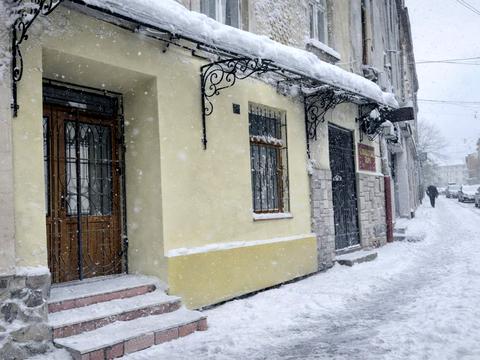 комерційна за адресою Замарстинівська вул. (), 5