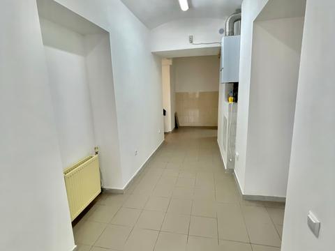 комерційна за адресою Замарстинівська вул. (), 5