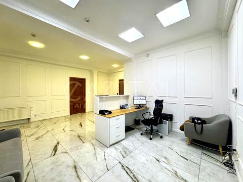 коммерческая по адресу Жилянская ул., 83/53