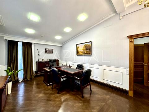 коммерческая по адресу Жилянская ул., 83/53