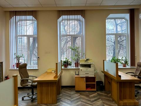 комерційна за адресою Успенська вул. (Чичерина), 26