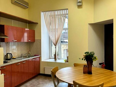 комерційна за адресою Успенська вул. (Чичерина), 26