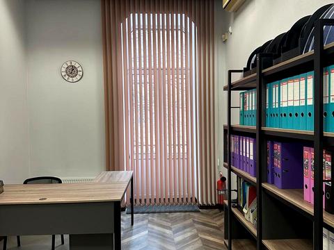 комерційна за адресою Успенська вул. (Чичерина), 26