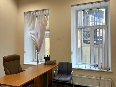 комерційна за адресою Успенська вул. (Чичерина), 26