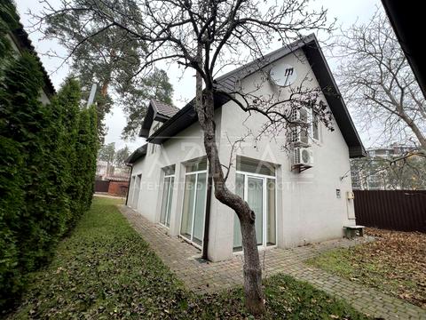 будинок за адресою Азовська вул. (Ново-Лермонтова)