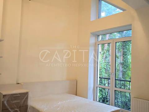 будинок за адресою Набережна вул., 20