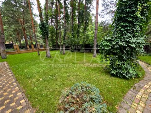 будинок за адресою Набережна вул., 20