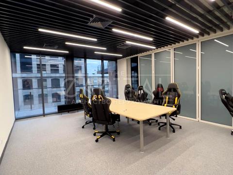 комерційна за адресою зоологічна, 3