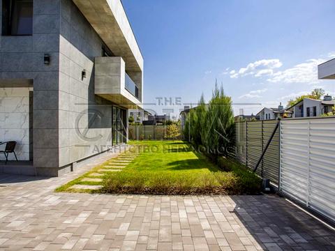 будинок за адресою весняна